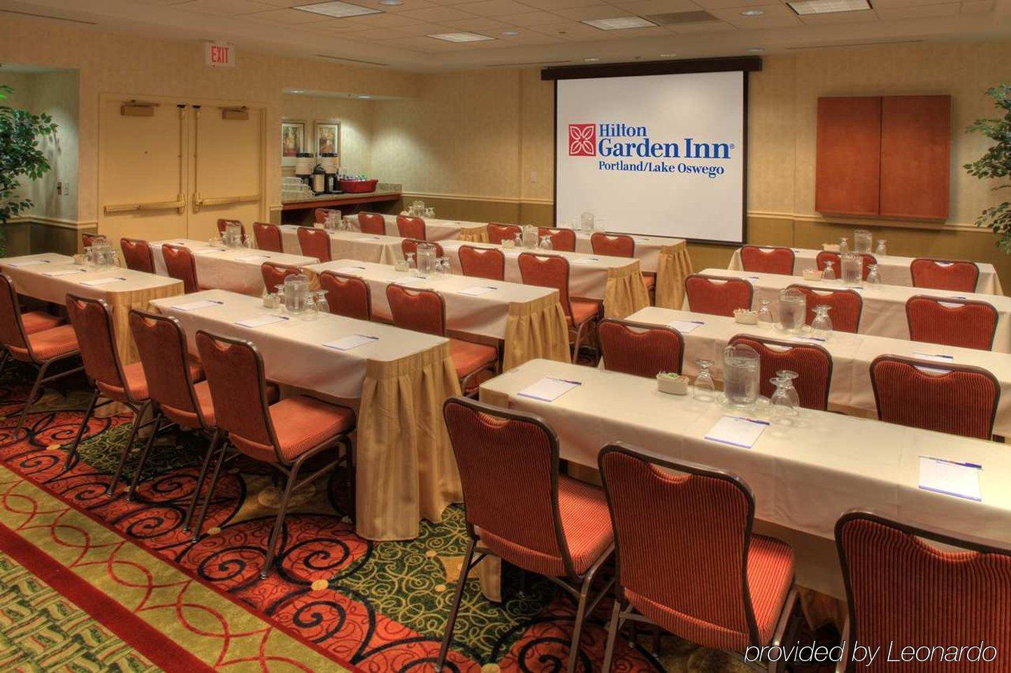 Hilton Garden Inn Portland לייק אוסווגו מתקנים תמונה