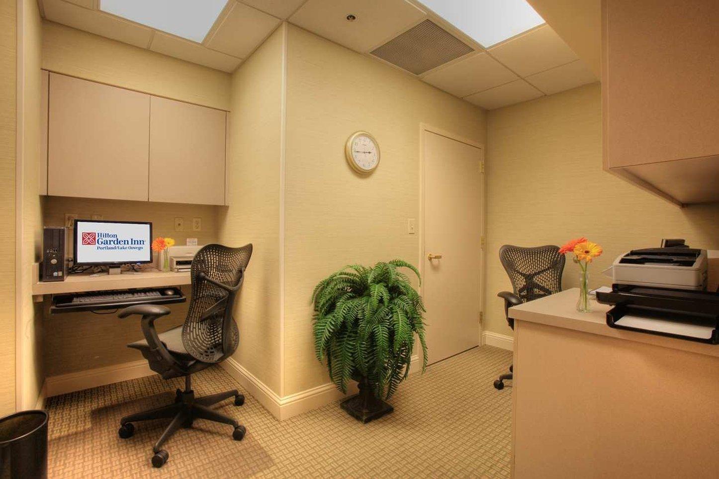 Hilton Garden Inn Portland לייק אוסווגו מראה חיצוני תמונה