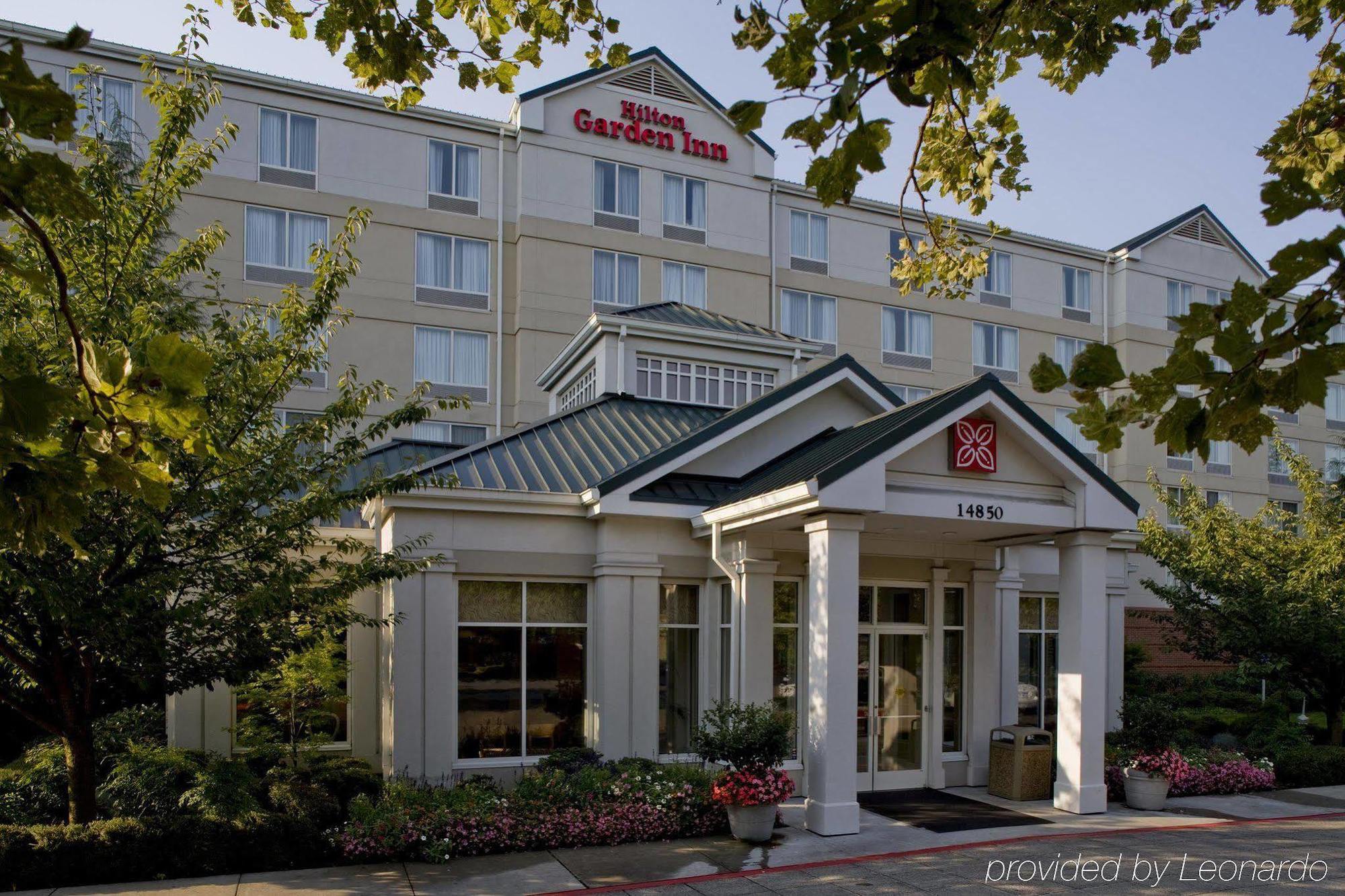Hilton Garden Inn Portland לייק אוסווגו מראה חיצוני תמונה