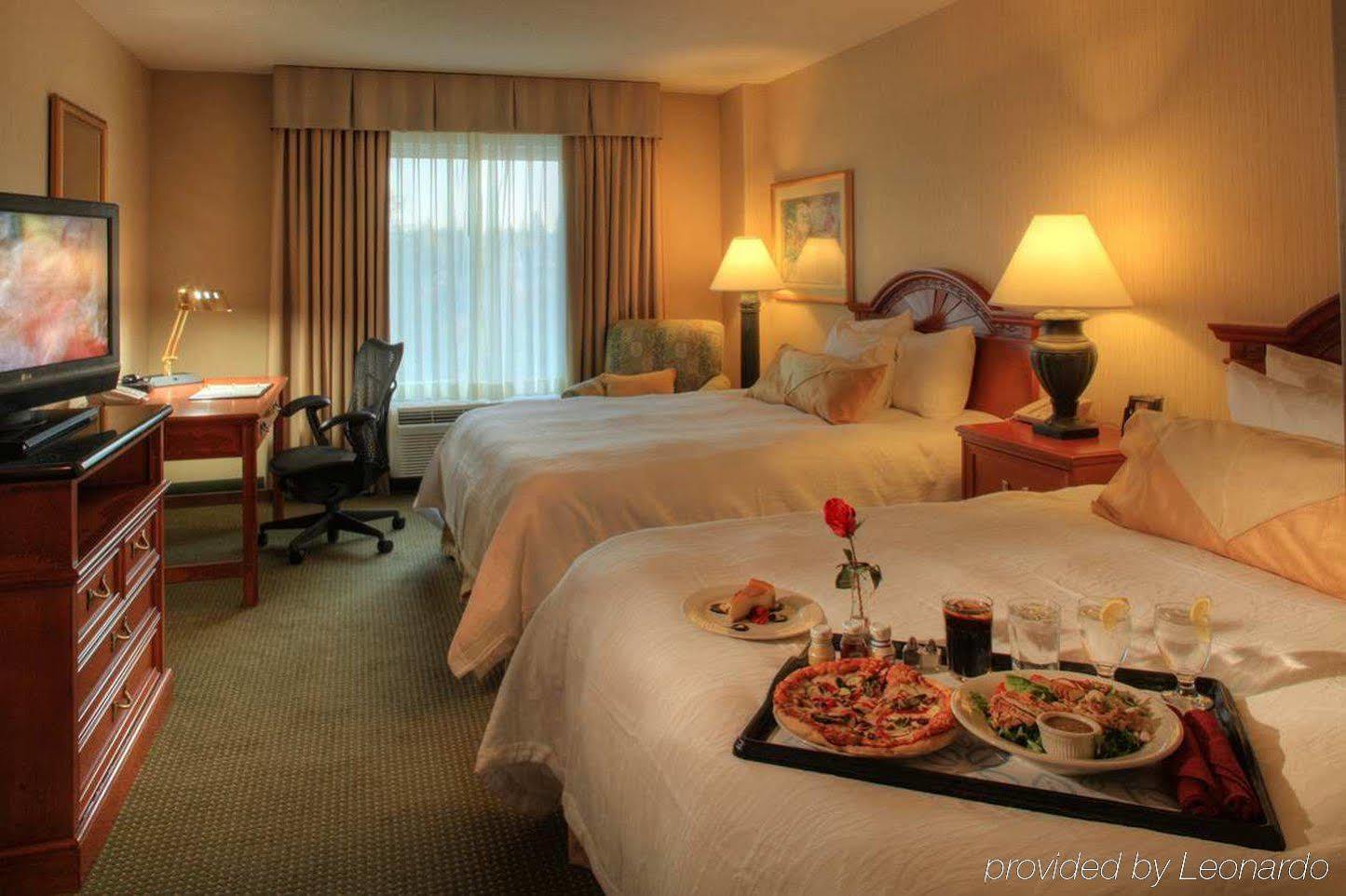 Hilton Garden Inn Portland לייק אוסווגו מראה חיצוני תמונה