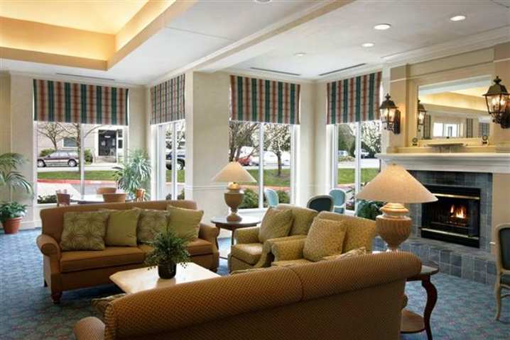 Hilton Garden Inn Portland לייק אוסווגו מראה פנימי תמונה